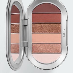 R.e.m. midnight shadows eyeshadow palette in Babydoll